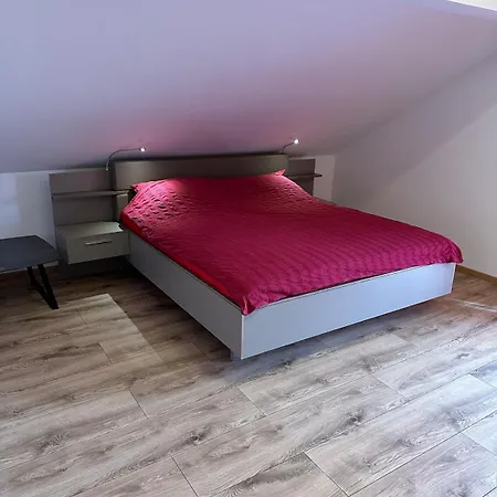 Gemuetliche 3 Zimmer Zum Entspannen Apartment Korntal-Muenchingen